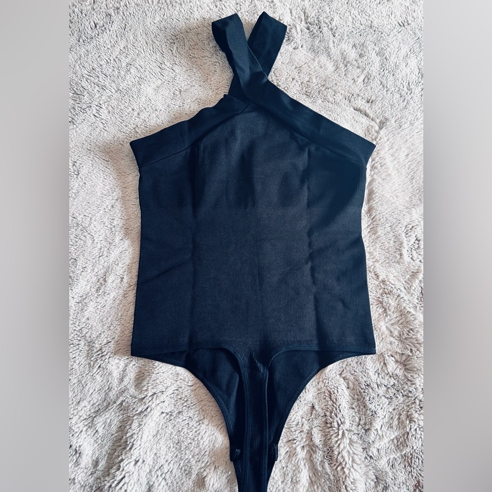 Shape Wear - Picture 2 of 3